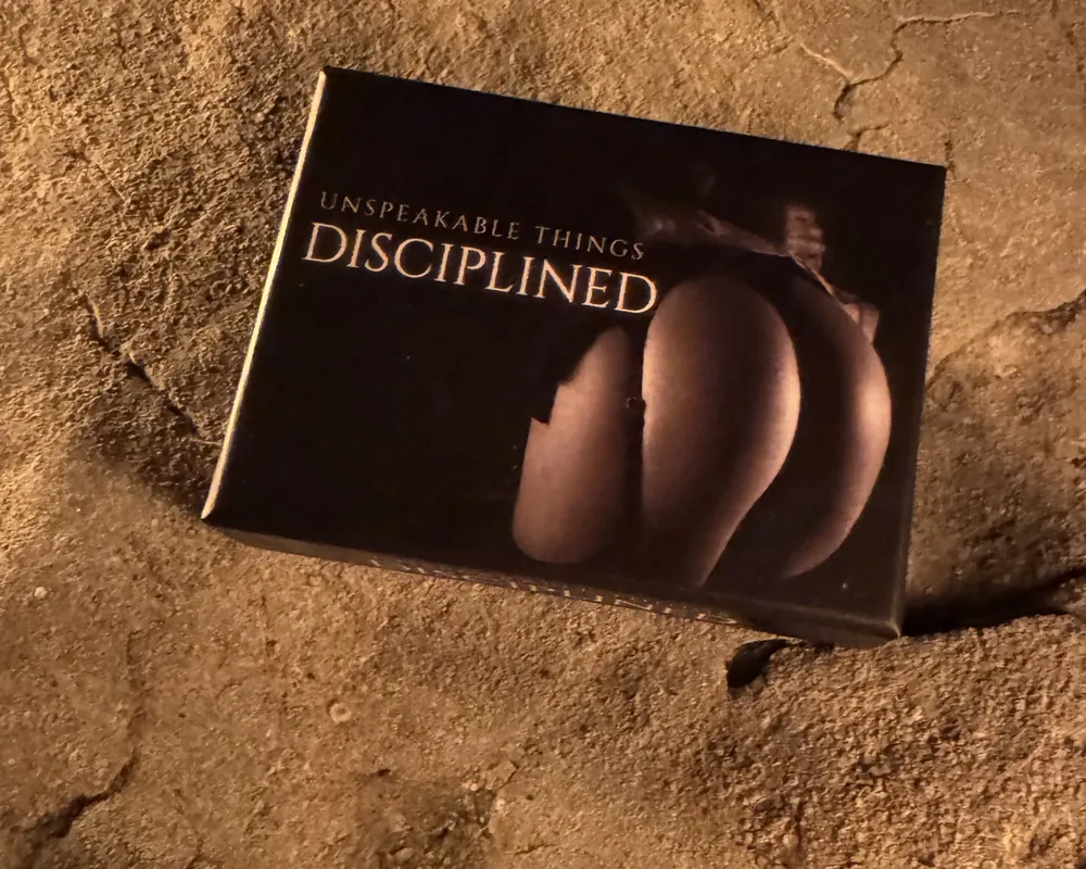 The Disciplined expansion box on stone
